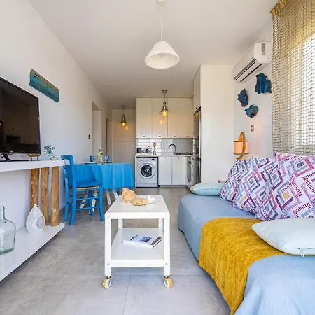 Seawaves 1- Bedroom Apartment Near Meneou Beach Larnaca Exterior photo